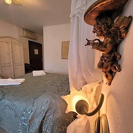 Ca Isabella Bed & Breakfast Venice