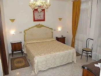 Ca Isabella فندق مبيت وإفطار البندقية