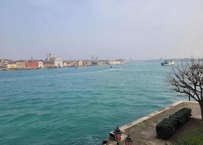 カ イザベラ ベッド・アンド・ブレックファスト 3*