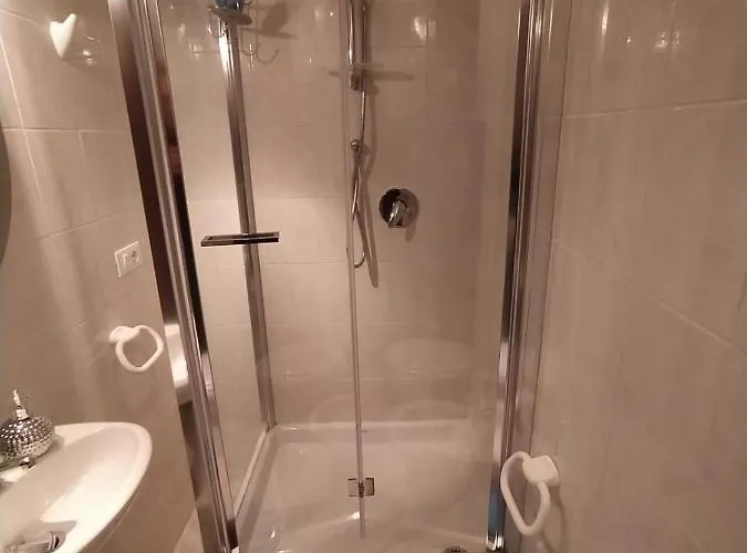 カ イザベラ ベッド・アンド・ブレックファスト 3*